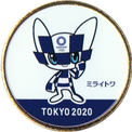 東京オリンピック公式マスコットキャラクター「ミライトワ」の金色メダル